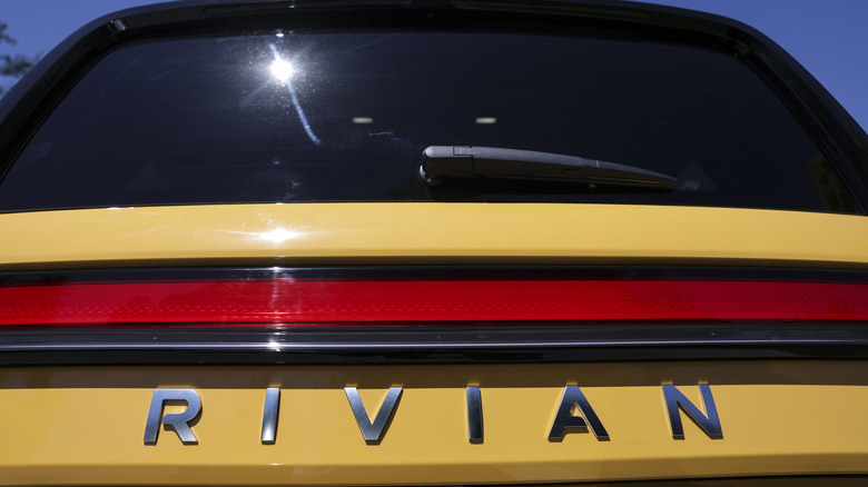 Rivian R1S rear badge