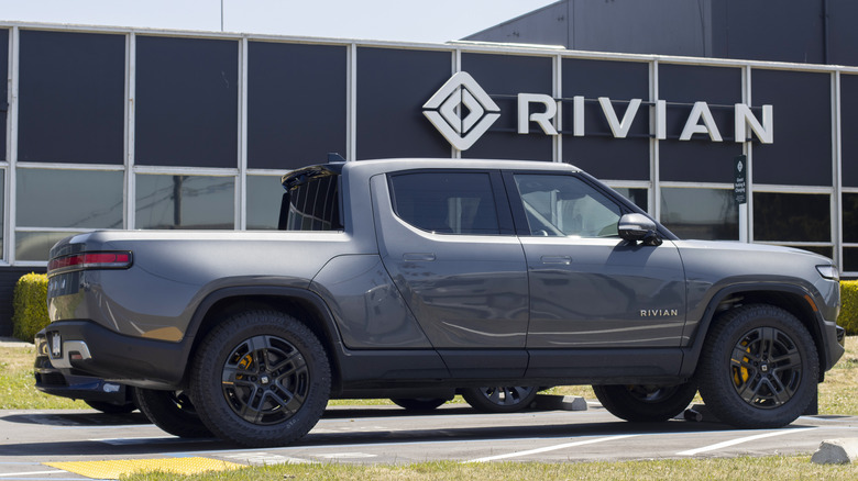 Charging a Rivian R1T