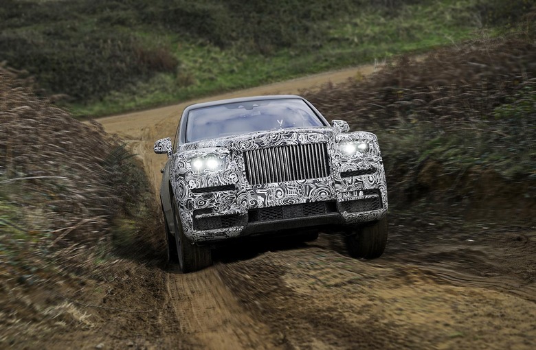 2019 Rolls-Royce Cullinan Revealed: The New Super-SUV - SlashGear
