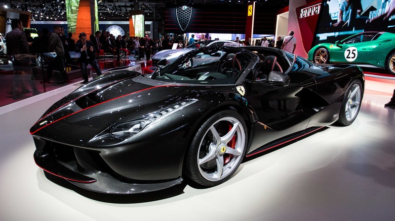 Ferrari LaFerrari Aperta