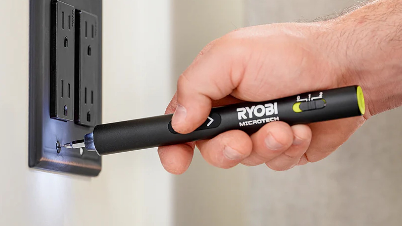 Ryobi’s New Microtech Cordless Screwdriver Charges Via USB-C (And Actually Looks Useful)