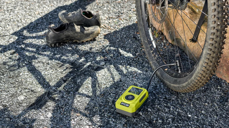 Ryobi rechargeable inflator