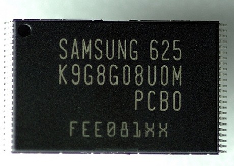 Samsung 8GB NAND Flash RAM