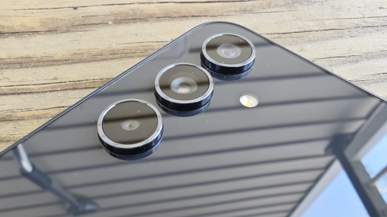 Samsung Galaxy A54 camera lenses