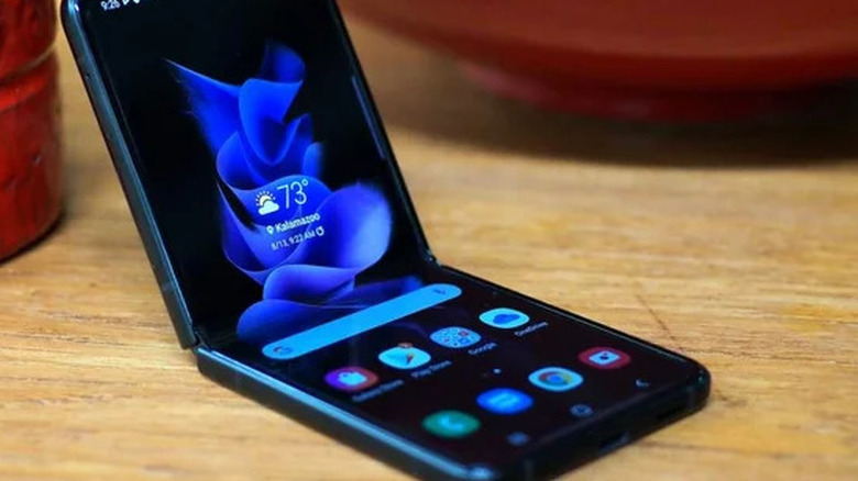 Galaxy z flip 3