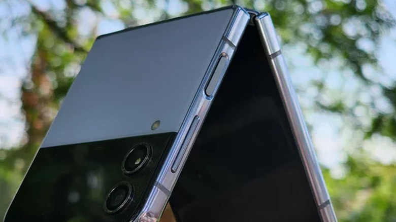 Galaxy z flip 4