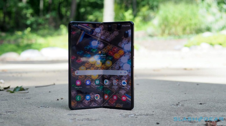 Samsung Galaxy Z Fold 3 Review - SlashGear