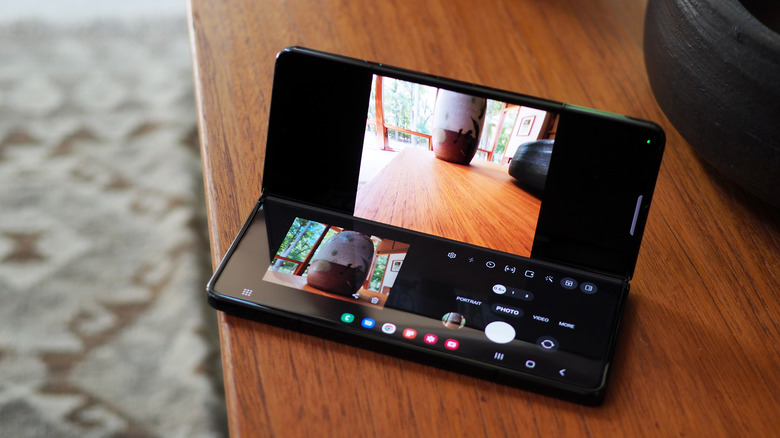 Samsung Galaxy Z Fold 4