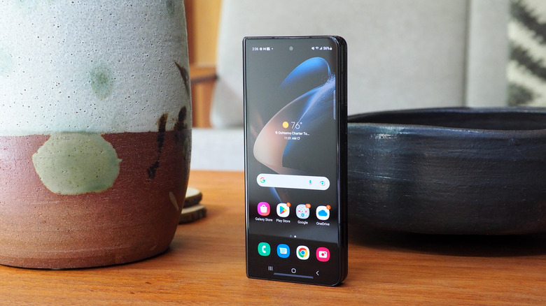 Samsung Galaxy Z Fold 4