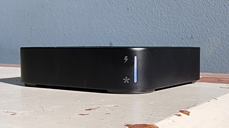 Samsung SmartThings Station on desk