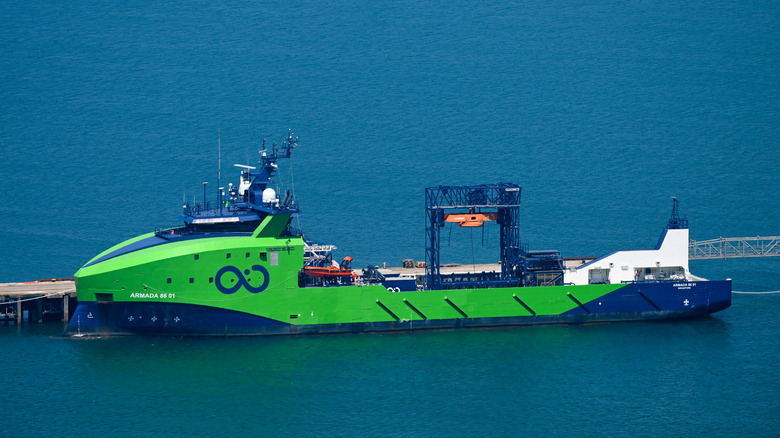 Ocean Infinity Armada 86 01 robotic ship docked in port
