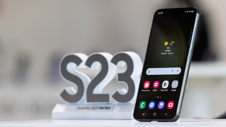 Samsung Galaxy S23 on display