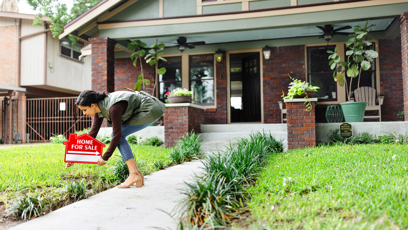 Selling Your Home? Here Are 9 Quick Tech Upgrades To Make Before You Do