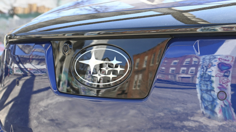 Subaru front badge detail