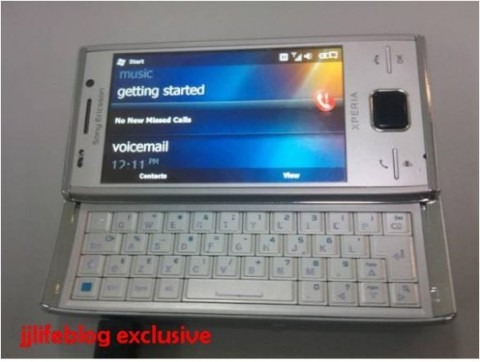 sony_ericsson_xperia_x2_silver_leak_1