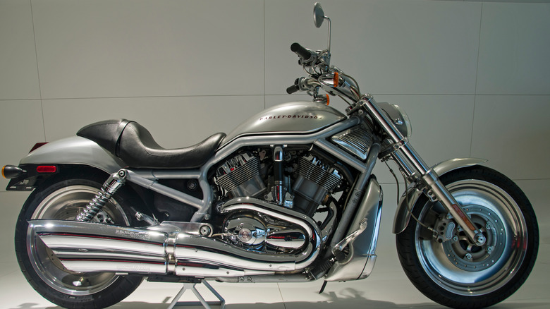 Silver V Rod