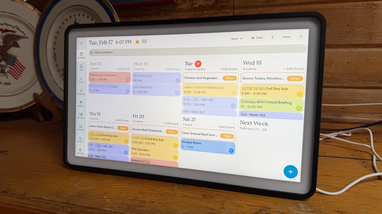 Skyling Calendar 2 on a table