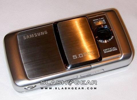 Samsung G800 - 5MP cameraphone