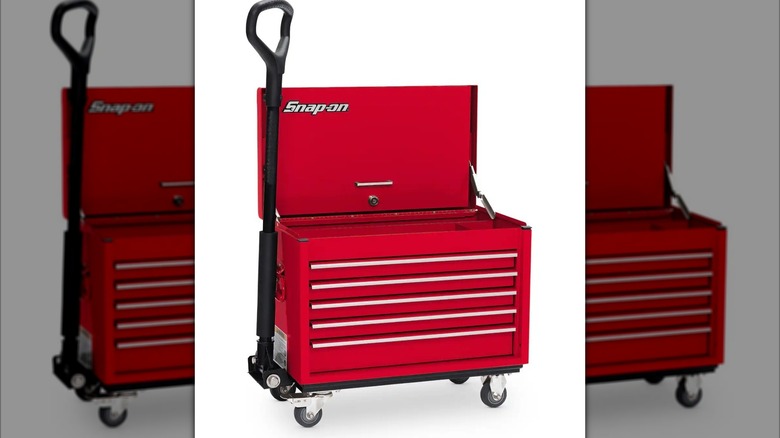 Snap-On's large 5-drawer dog box.