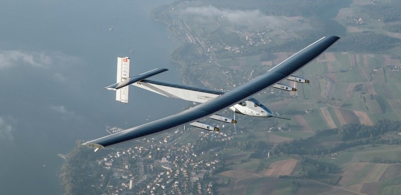 first-high-altitude-flight-solar-impulse-2-8