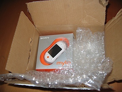 Sony Mylo unpacking