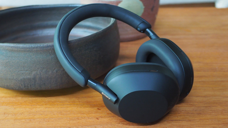 Sony WH-1000XM5 headphones