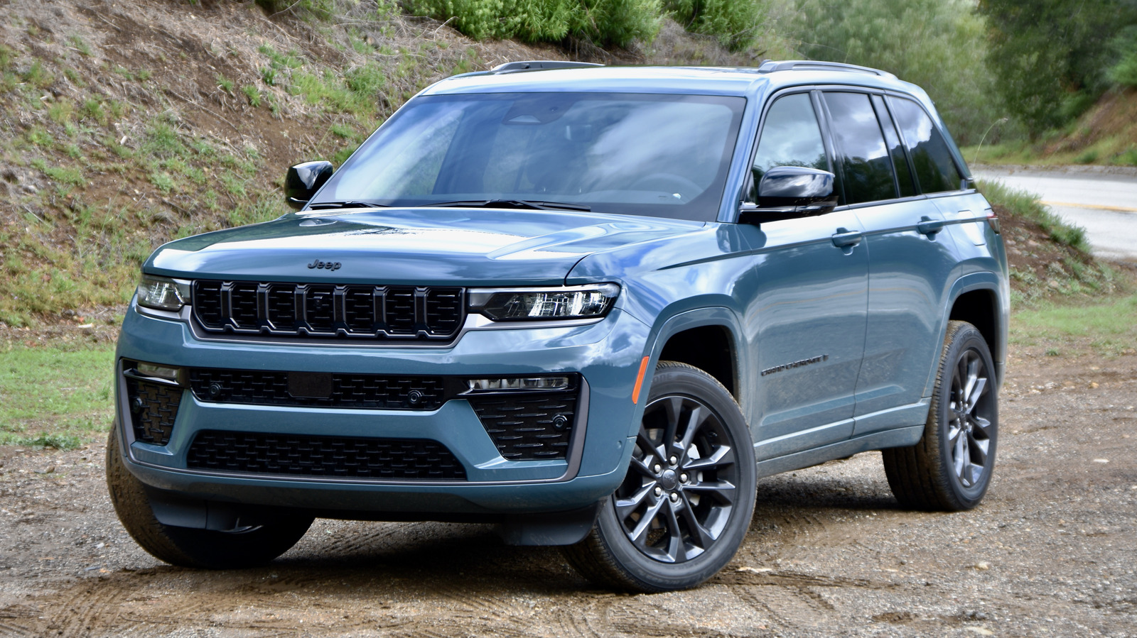 Sorry, The 2026 Jeep Grand Cherokee Really Doesn't Need A HEMI