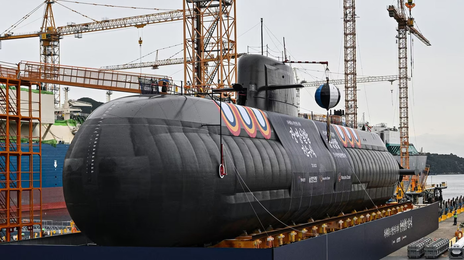 South Korea's Idea For The Canadian Navy: 'Five-Star Hotel' Attack Submarines