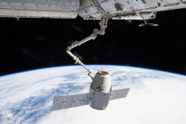 iss034e062490