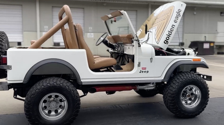 Jeep CJ7 Golden Eagle