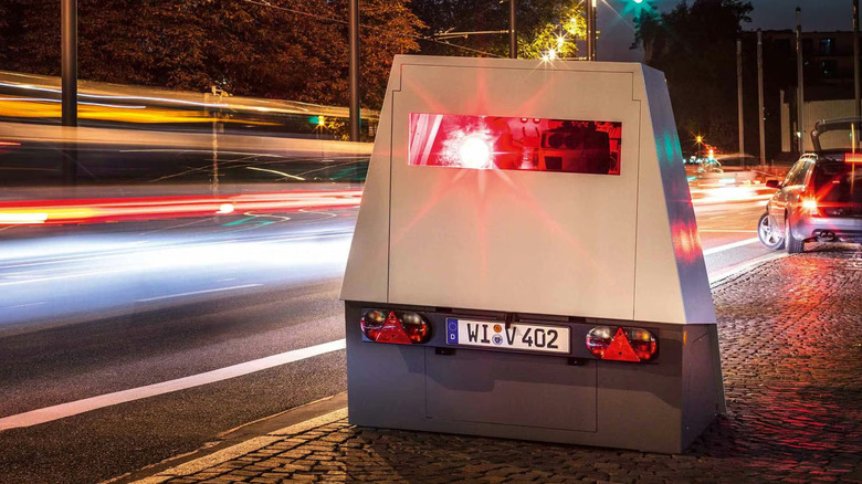 Rear view of Vitronic Poliscan Enforcement Trailer