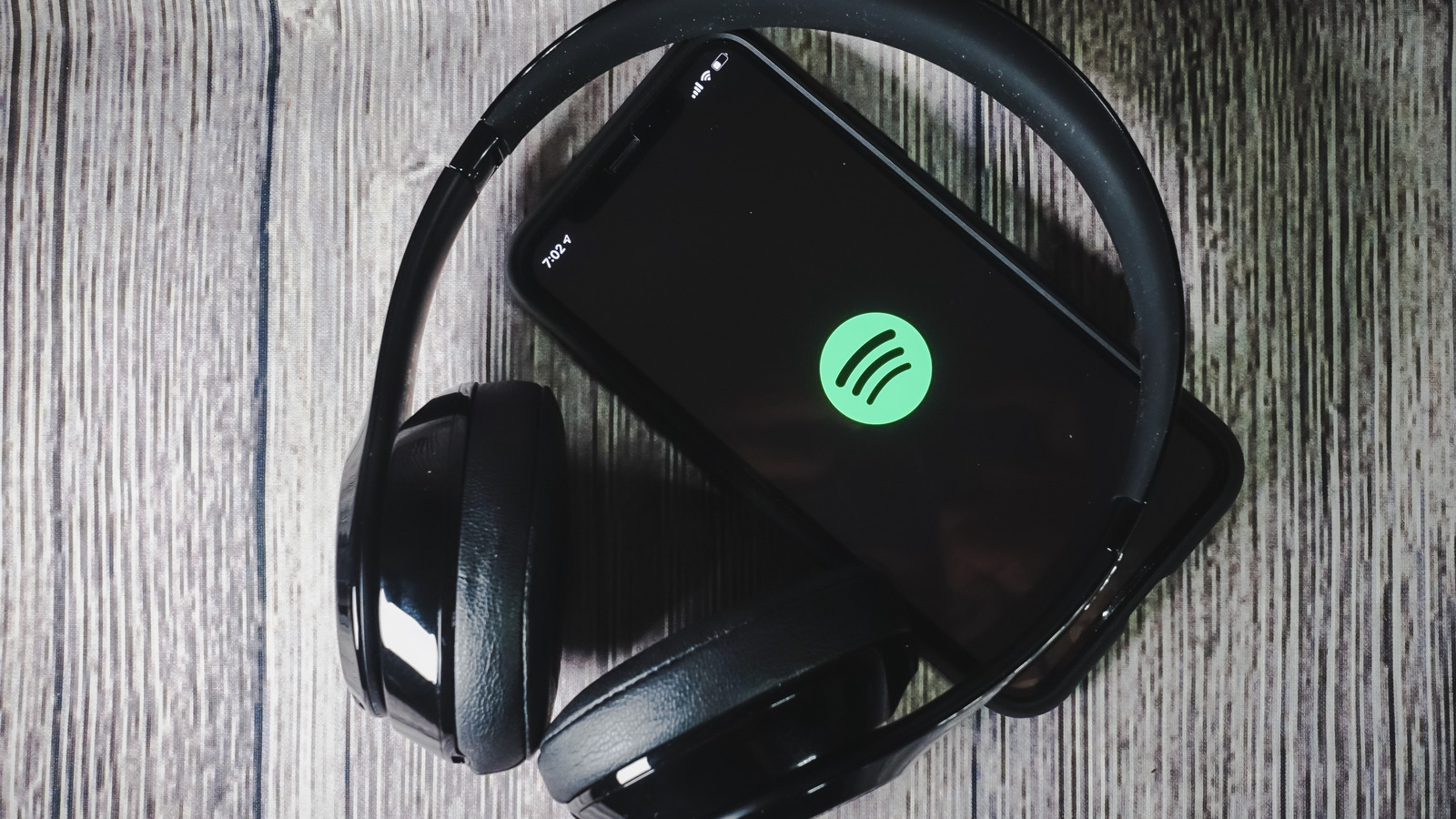 Spotify 200 هزار کتاب صوتی را به Premium اضافه می کند، اما این به معنای گوش دادن نامحدود نیست