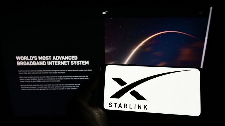Starlink logo website