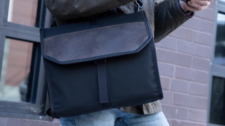 WaterField Designs steam deck complete case