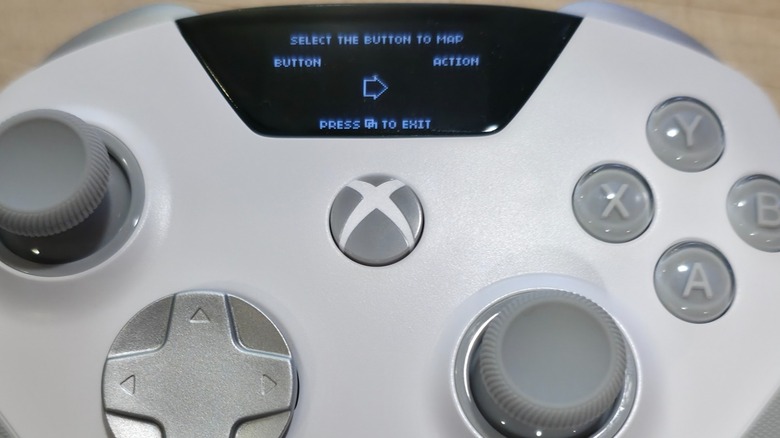 A closeup of the SteelSeries Aeon Pro Controller showing the button-mapping screen