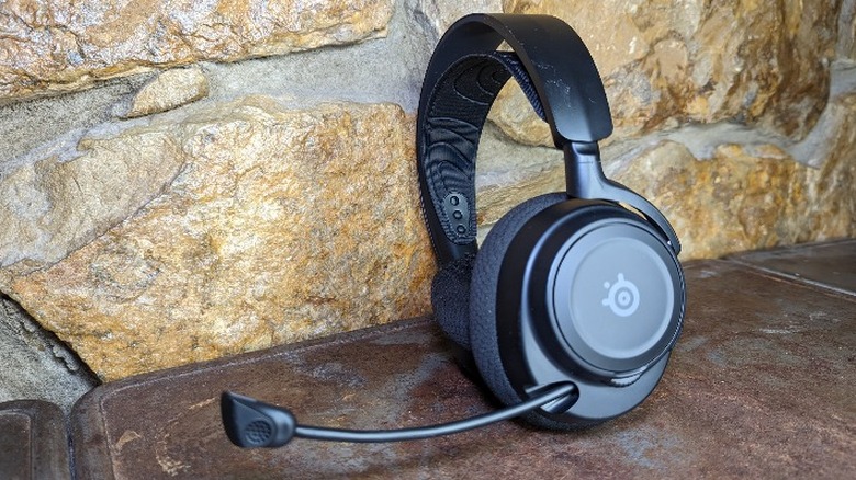 SteelSeries Arctis Nova 7