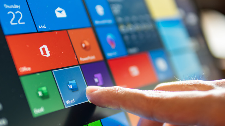 Finger over Windows 10 Start menu