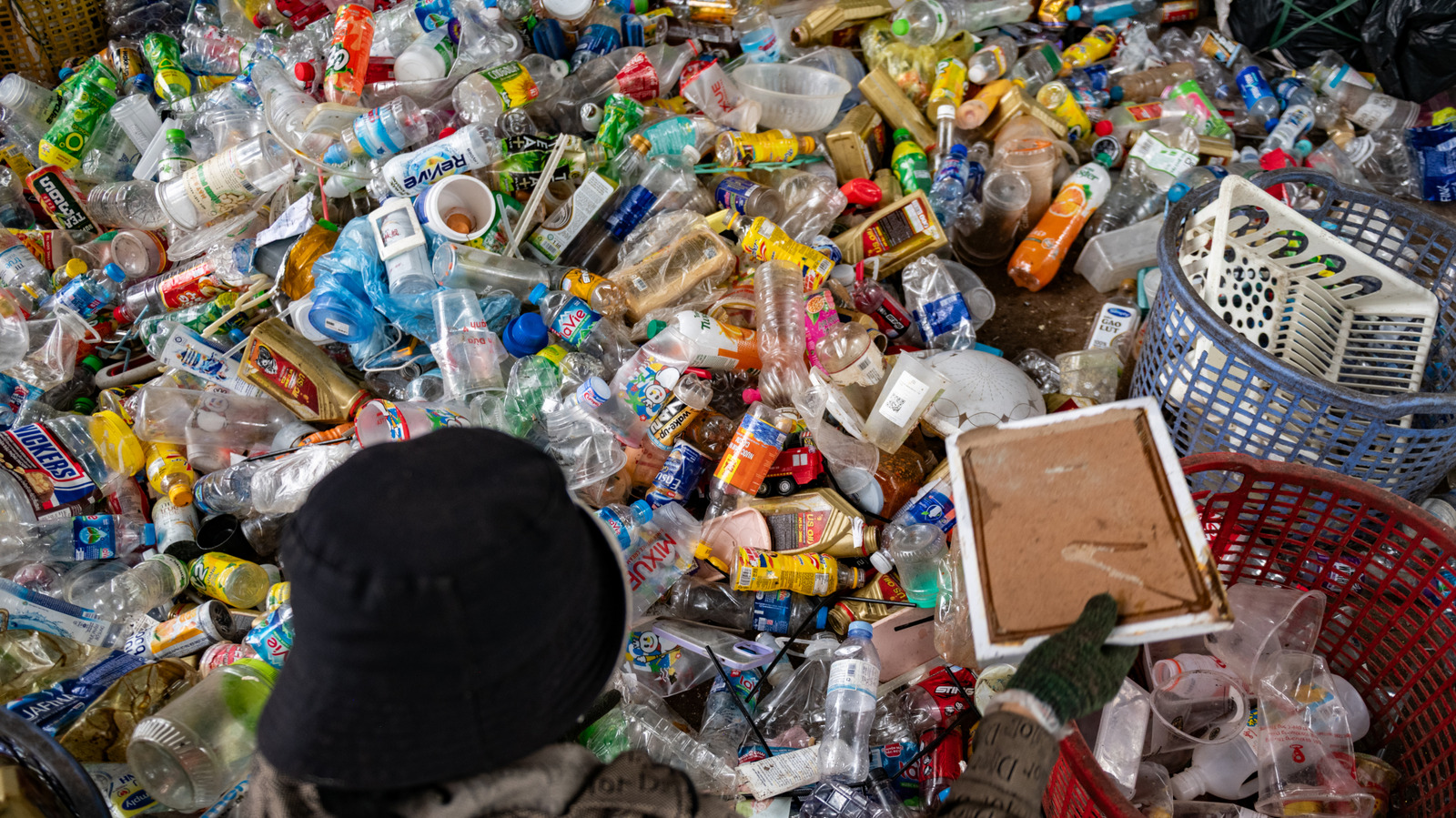Study Shows Dangerous Plastics Are Being Used As Fuel To Heat Homes