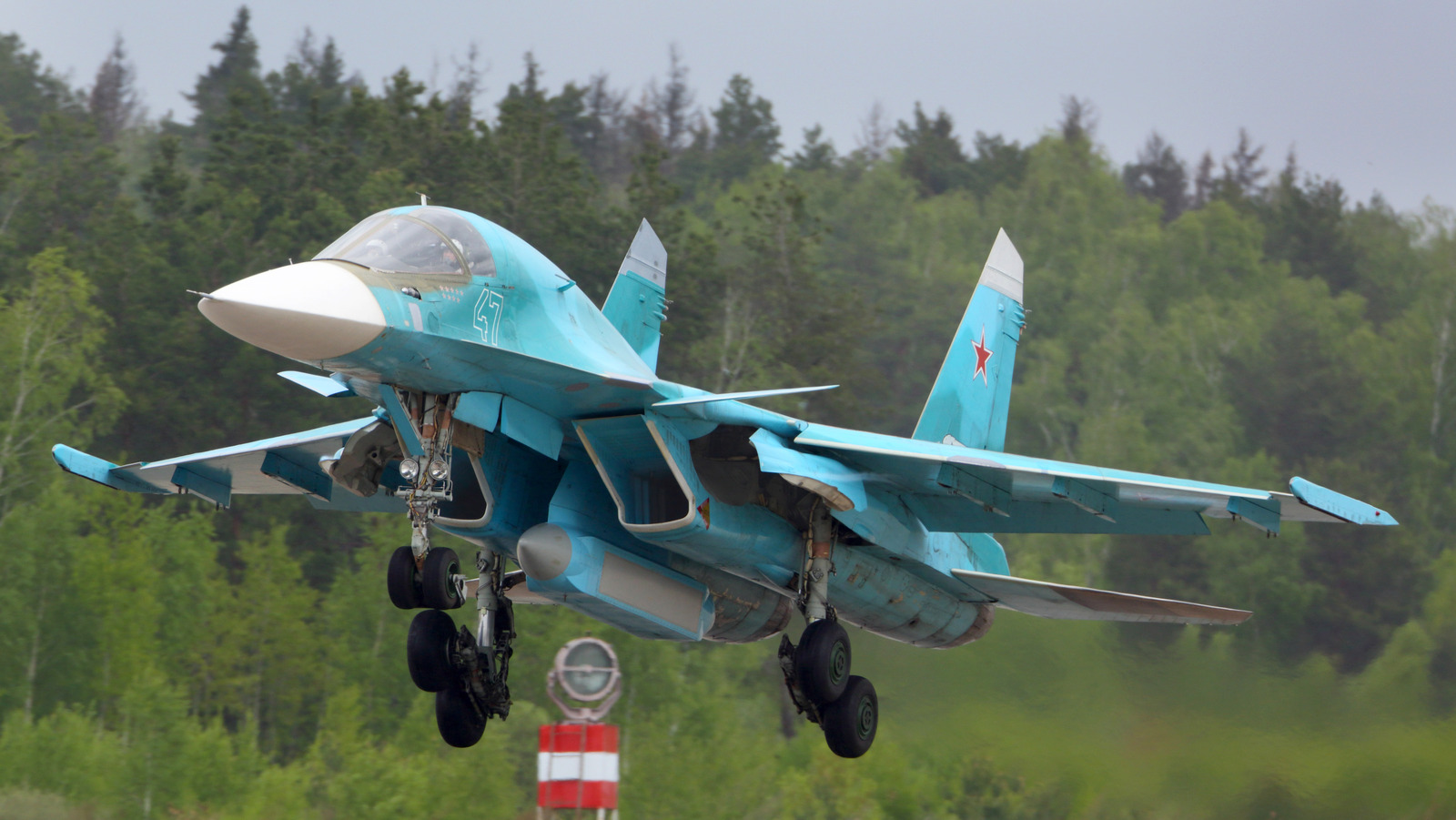 Su-34: Russia's Bomber In The Ukraine Conflict - Vimarsana News