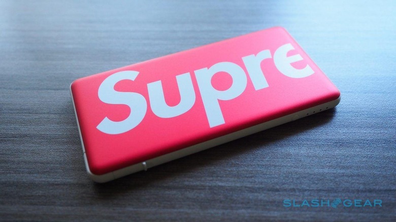 Supreme X Mophie Powerstation Plus Mini Gives Hypebeasts A Boost SlashGear