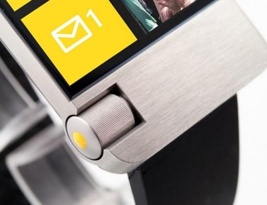 microsoft_smartwatch_mockup-545x500