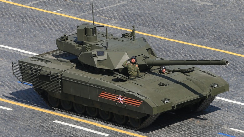 Condução do tanque T-14 Armata