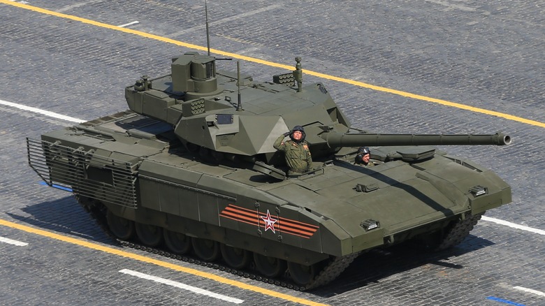 T-14 Armata tank driving