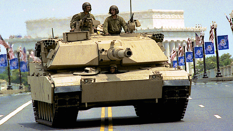 M1 Abrams tank