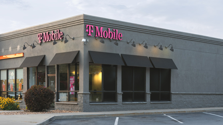 T-Mobile store exterior