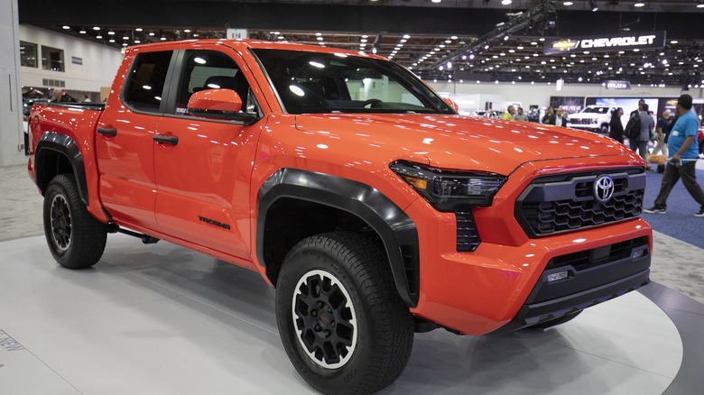 Here's How the 2021 Toyota Hilux Differs From the Tacoma