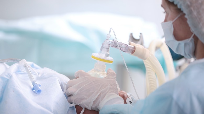Administering anesthesia before surgery