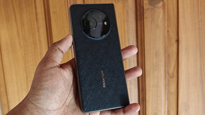 Tecno Phantom V Fold back