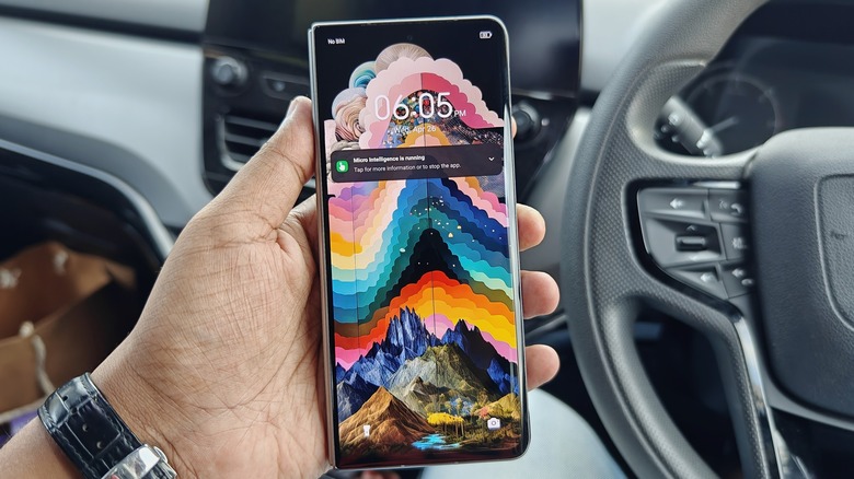 Tecno Phantom V Fold cover screen