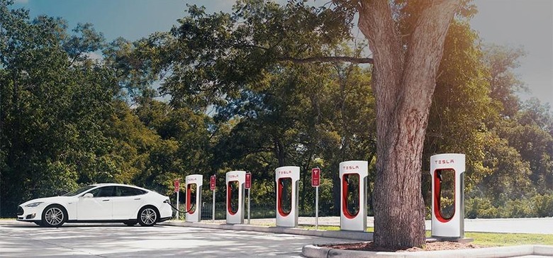 tesla-supercharger